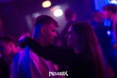03-01-104