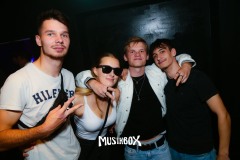 box001