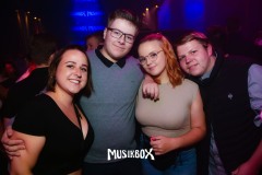 box015