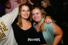 box033