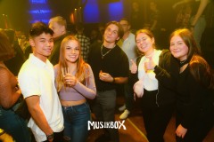 box054