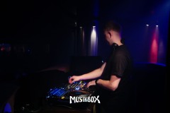 box064