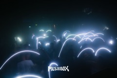 box083
