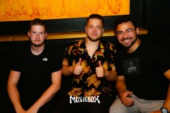 box018