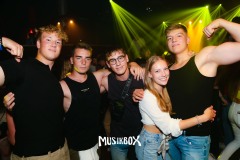 box028