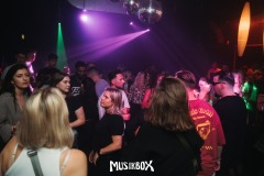 vqvacHgW