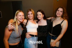 box011