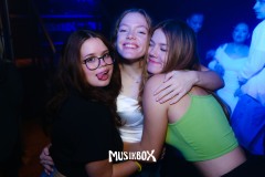 box047