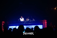 box015