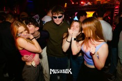 box032