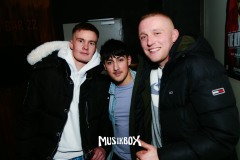 box037
