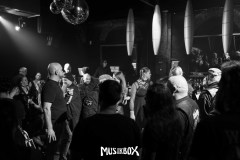 02-03-Box-25
