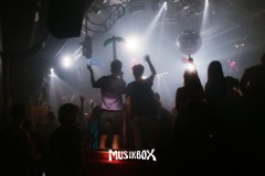 box046
