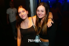 box049