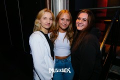 box009