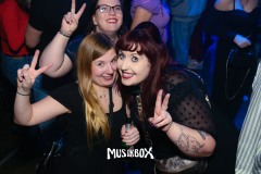box048