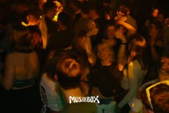box079
