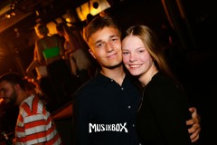 box009