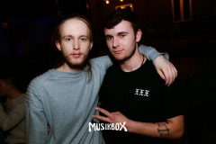 box016