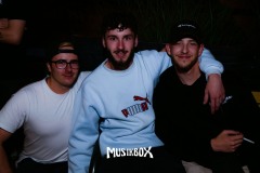 box019