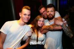 box028