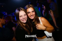 box046