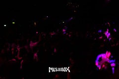 box090