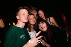 box094