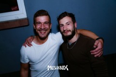 box118