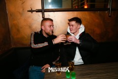 box002