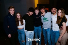 box049