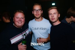 box002