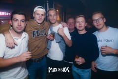 box004