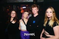 box009