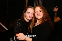 box090
