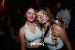 1_box095