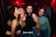 box028