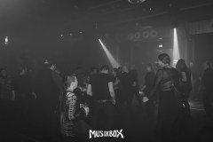01-06-Box-33