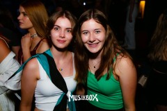 box027