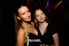 box043