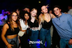 box048