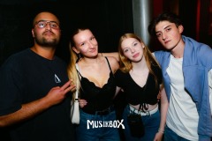 box121