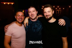 box022