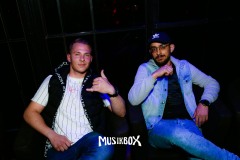 box033