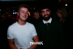 box054