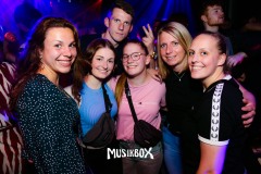 box081