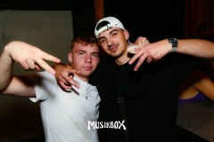 box033