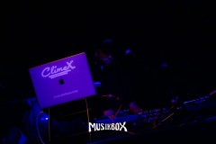 box045