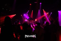 box048