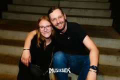 box084